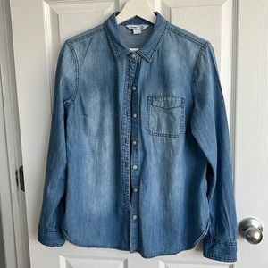 [Old Navy] chambray denim shirt in excellent condition